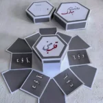جعبه سورپرایز عکس باز شده با طراحی لایه‌لایه
